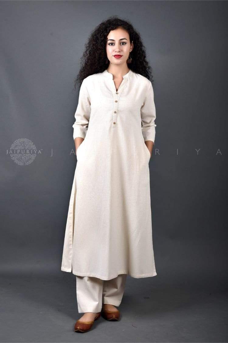 What is the best way to style jeans with kurta for tall Indian women? What  length of kurta is best preferred? - Quora